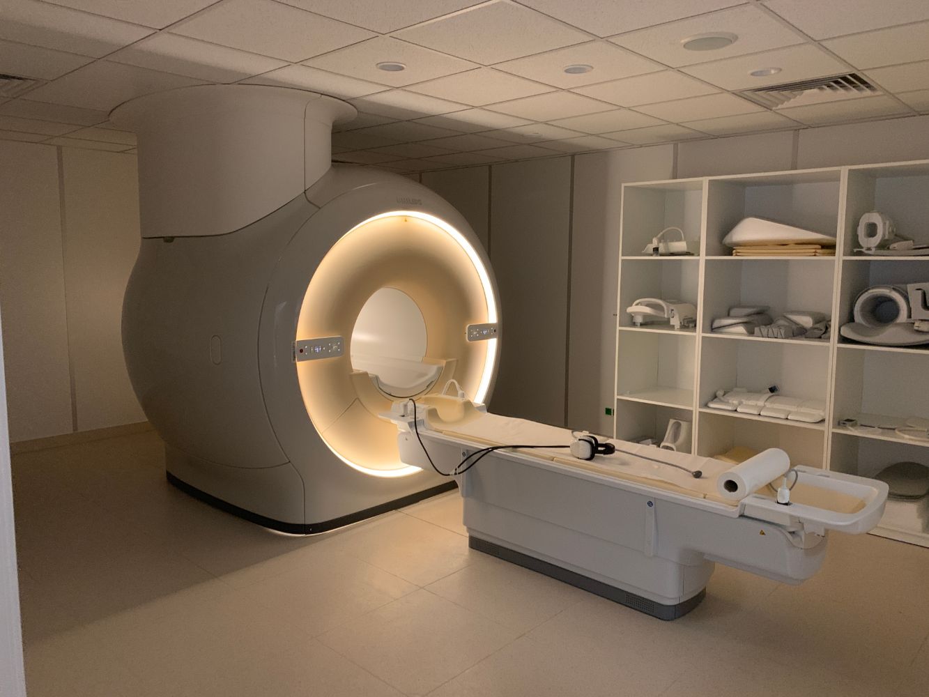 Kysucká nemocnica s poliklinikou Čadca “Pracovisko magnetickej rezonancie”